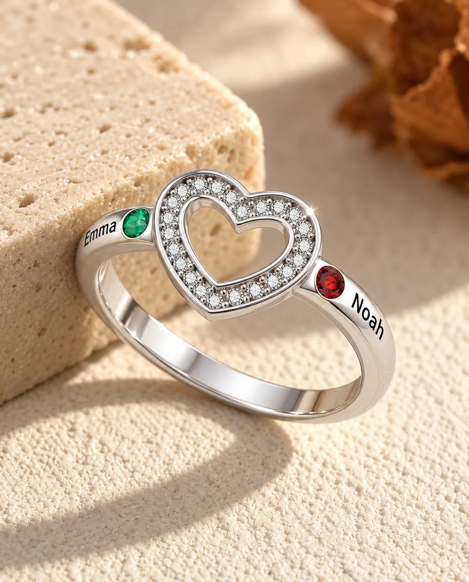 Anello con Pietre Portafortuna Personalizzato 2, 4 o 6 Nomi - anello di famiglia impilabile a cuore aperto con nomi incisi e pietre simulate, rodiato