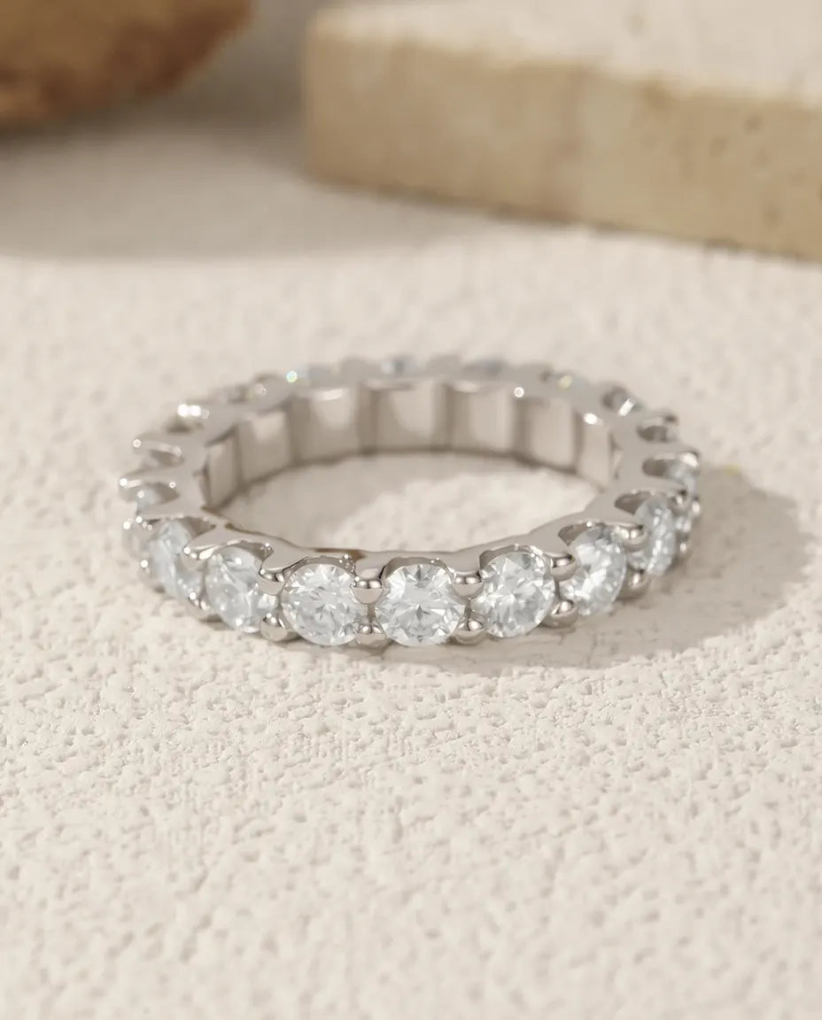 Anello Eternity Moissanite Colore D in Argento 925 – Pavé a Giro Completo, Impilabile
