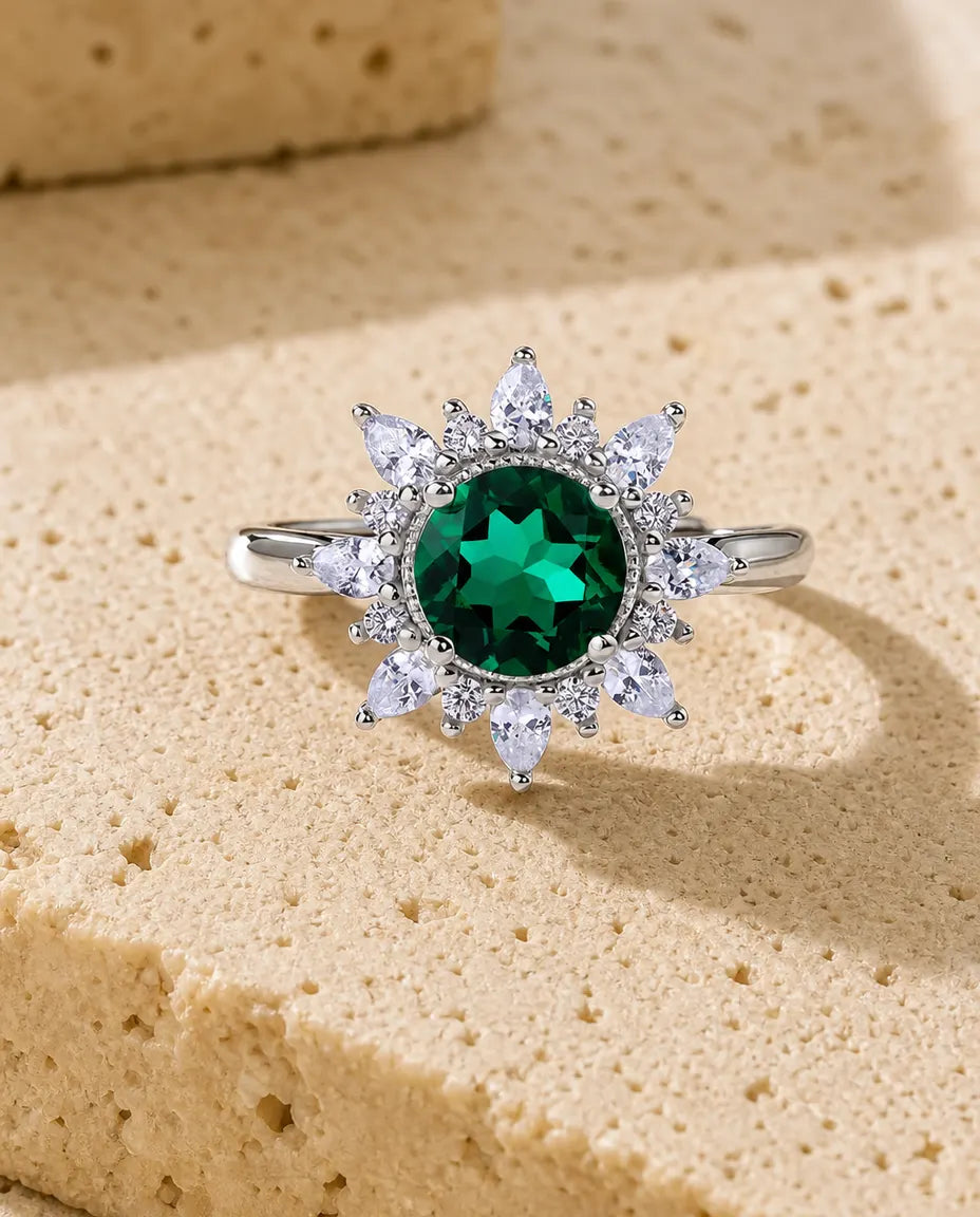 Anello Smeraldo – Smeraldo Rotondo Creato in Laboratorio con Halo a Girasole, Argento 925 Regolabile