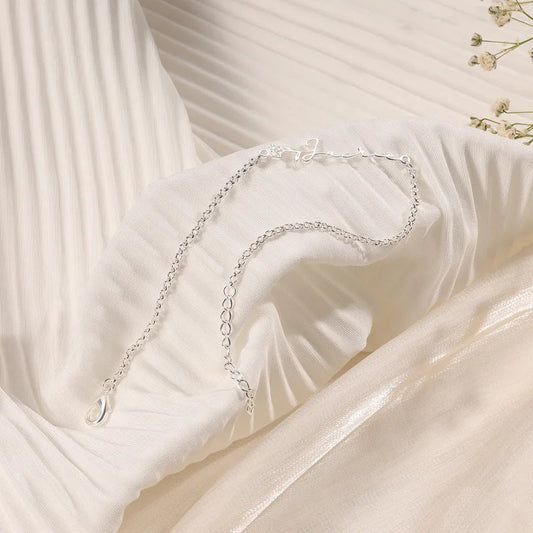 Bracciale con Nome Inciso e Fiore di Nascita in Rame, Finitura Argento, Oro o Oro Rosa