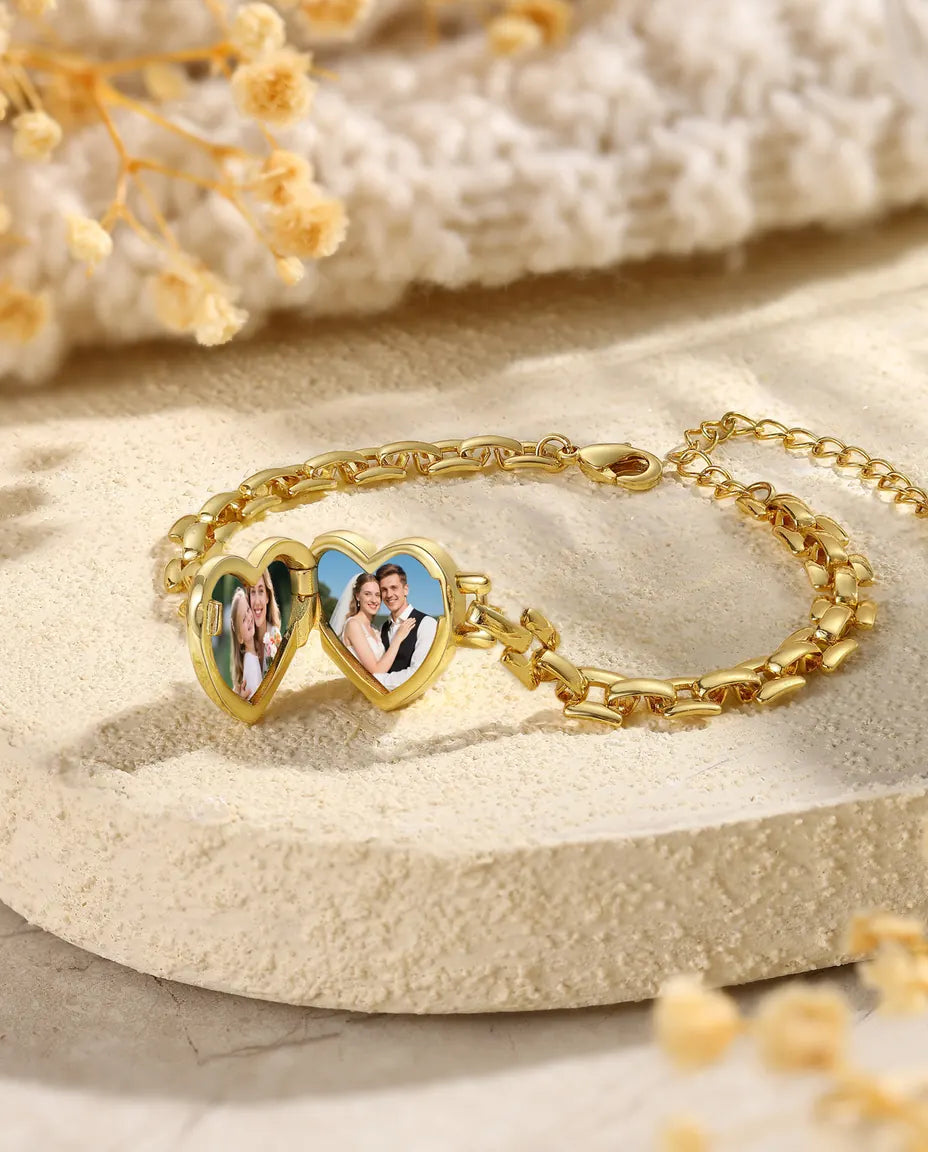 Bracciale con Cuore Portafoto Personalizzato per 2 Foto – Maglia Dorata Stile Orologio, Regalo per Lei