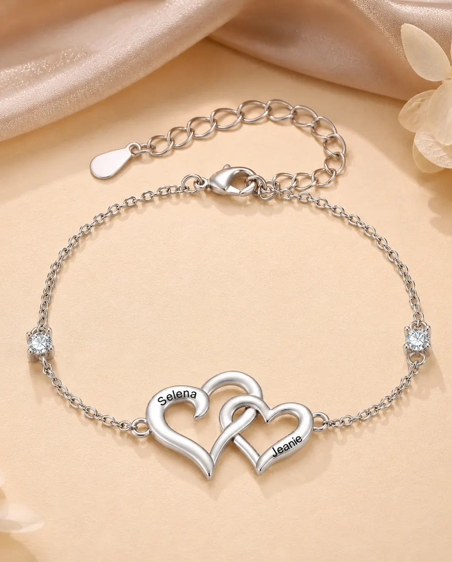 Bracciale Doppio Cuore Personalizzato 2 Nomi - cuori intrecciati e due pietre portafortuna, regolabile