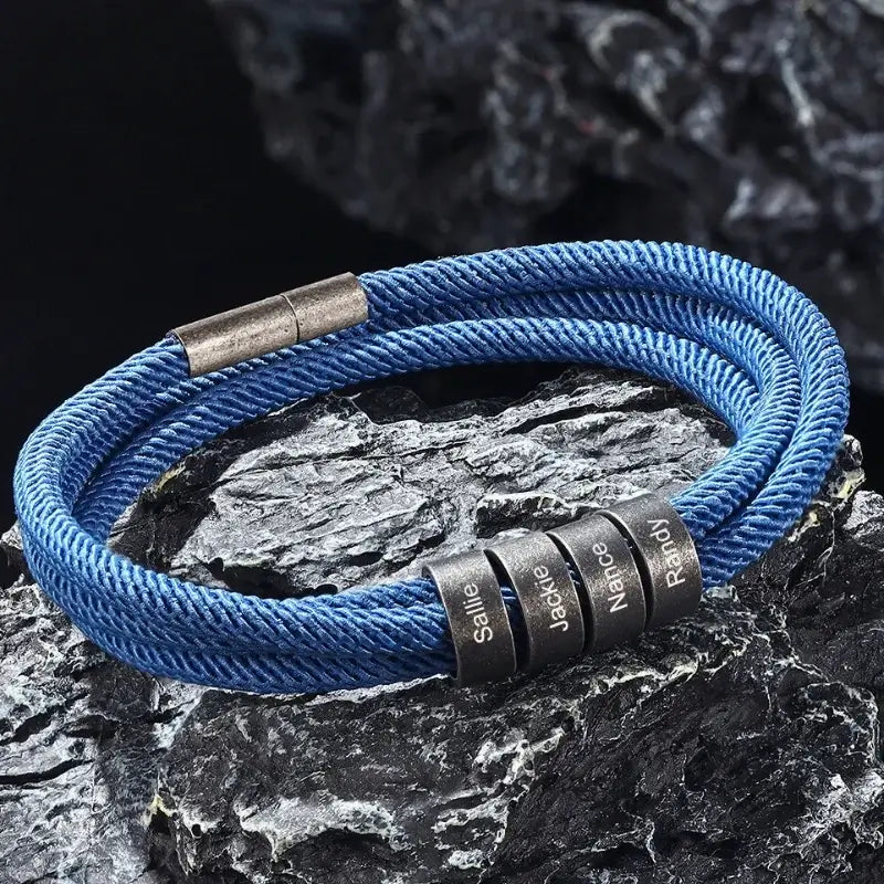 Bracciale Uomo Inciso – Acciaio Inox e Cordoncino in Nylon Nero o Blu con Nomi, Regalo per Lui, Papà, Marito