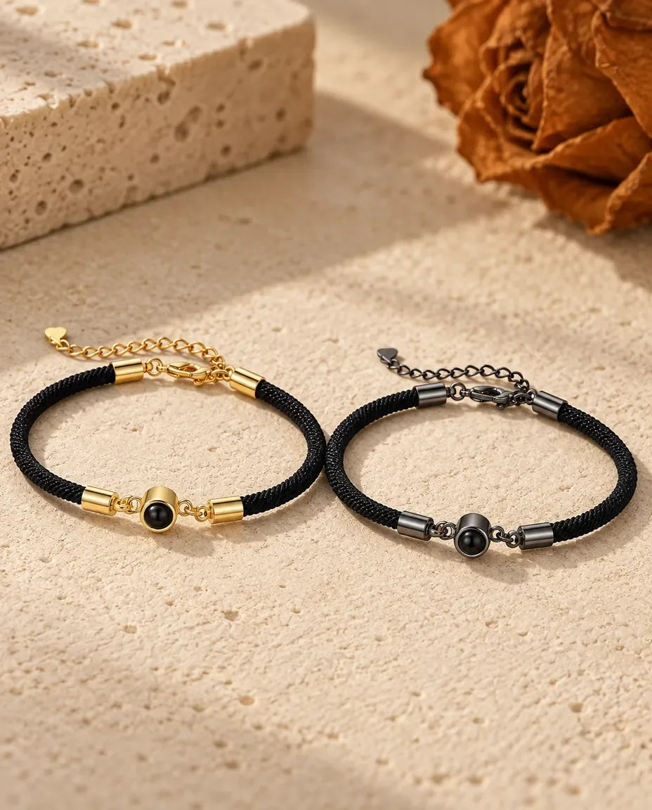 Bracciali di Coppia con Foto Dentro - coppia abbinata distesa