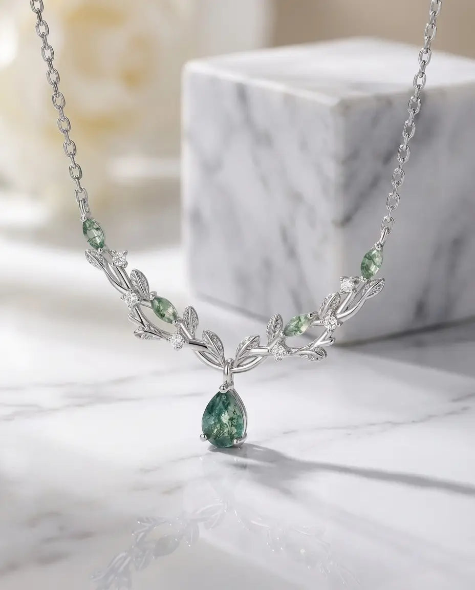 Collana Agata Muschiata Goccia su Tralcio di Foglie, Argento 925 Placcato Oro Bianco