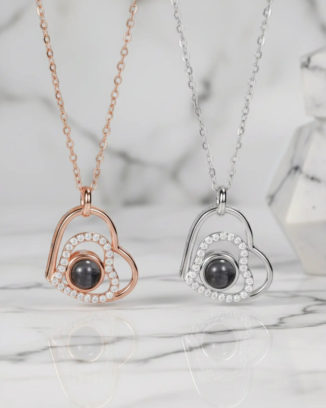 Collana con Foto Dentro – Ciondolo a Proiezione in Acciaio Inossidabile, Regalo per Lei o per Lui