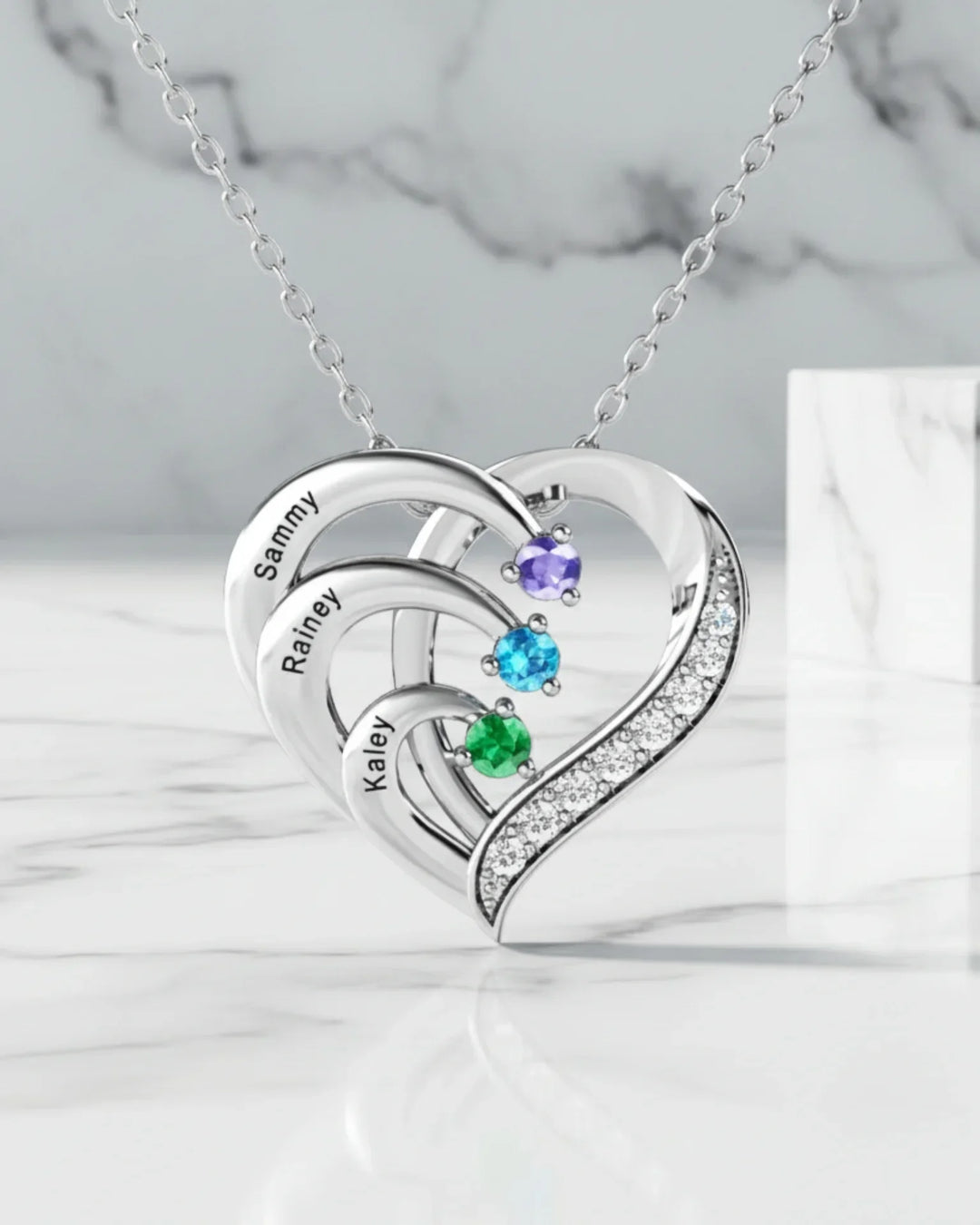 Collana Personalizzata Cuore in Argento 925 – 3 Nomi Incisi e 3 Pietre di Nascita