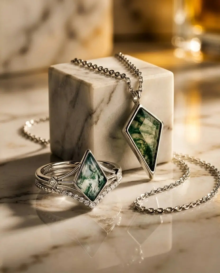 Parure in Agata Muschiata: Duo di Anelli Taglio Kite e Collana Coordinata in Argento 925