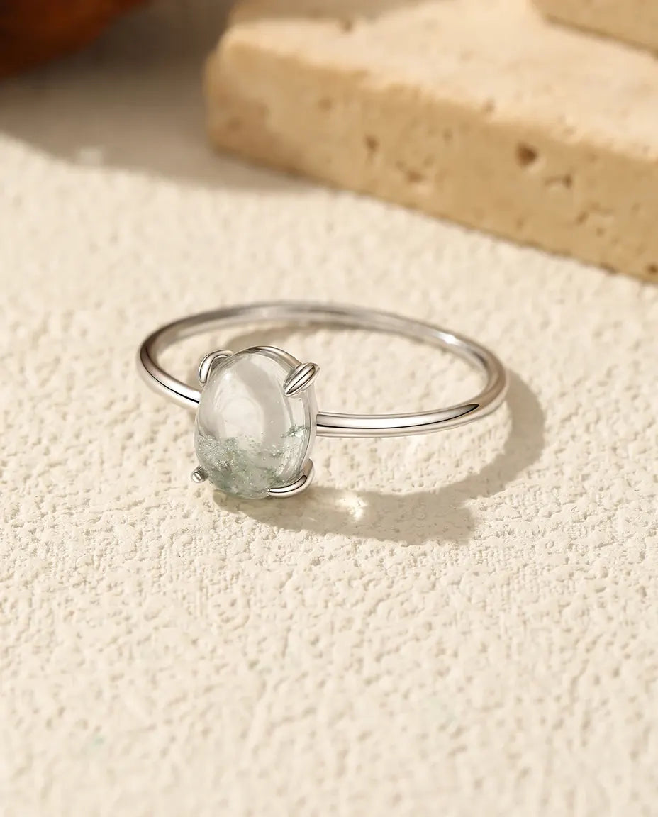 Anello Agata Muschiata – Solitario con Cabochon Ovale 6x8 mm, Fascia Sottile in Argento 925