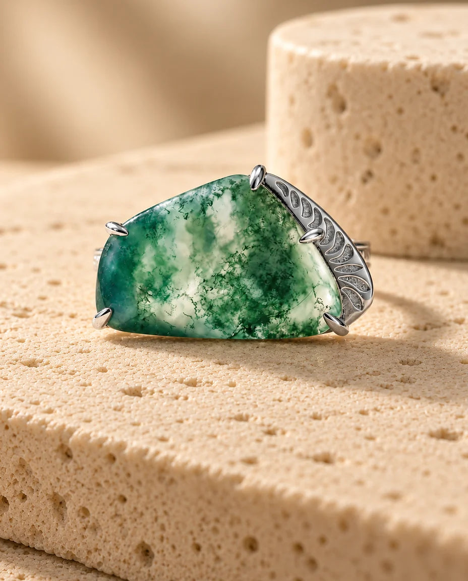 Anello Agata Muschiata Forma Libera 11x15 mm - vista frontale
