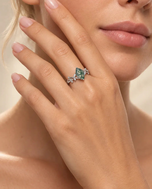 Anello Agata Muschiata – Solitario Marquise su Rami d'Argento con Foglie e Zirconi, Anello di Fidanzamento in Argento 925 Ispirato alla Natura