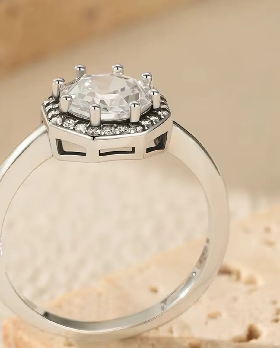 Anello con Alone Ottagonale - zircone a taglio a gradini e alone pavé, 9,5 mm, misure 5-9, argento 925