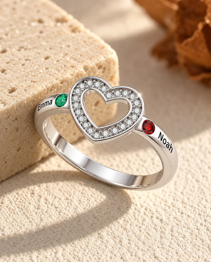 Anello con Pietre Portafortuna Personalizzato 2, 4 o 6 Nomi - anello di famiglia impilabile a cuore aperto con nomi incisi e pietre simulate, rodiato