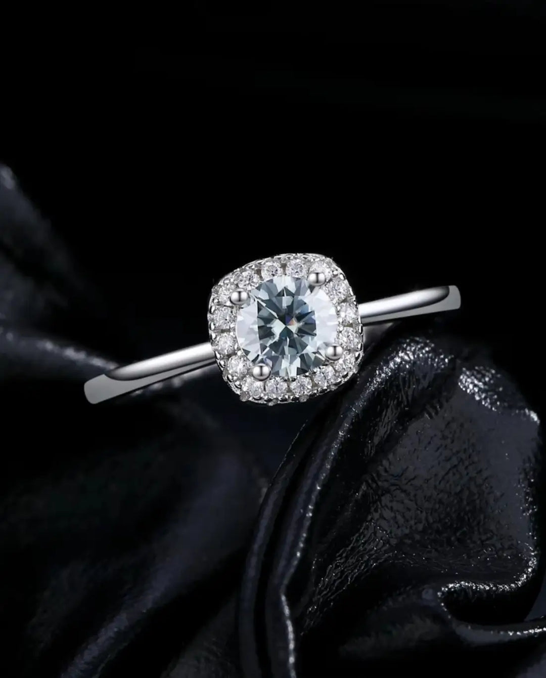 Anello Moissanite 0,5 ct con Halo Cuscino Quadrato, Argento 925, Anello di Fidanzamento Moderno