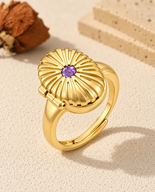 Anello portafoto ovale personalizzato color oro con pietra di nascita viola sul coperchio a raggi