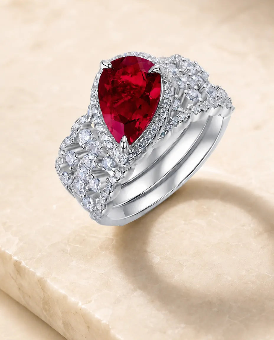 Anello Rubino Taglio Goccia con Halo, Set di Due Anelli in Argento 925, Pietra di Luglio