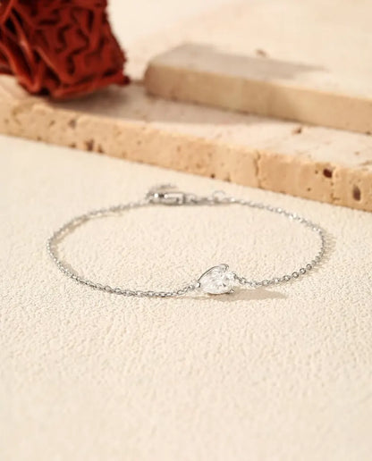 Bracciale con Moissanite a Goccia - 0,80 ct colore D, 5 x 7 mm, catenina fine da 16+3 cm in argento 925