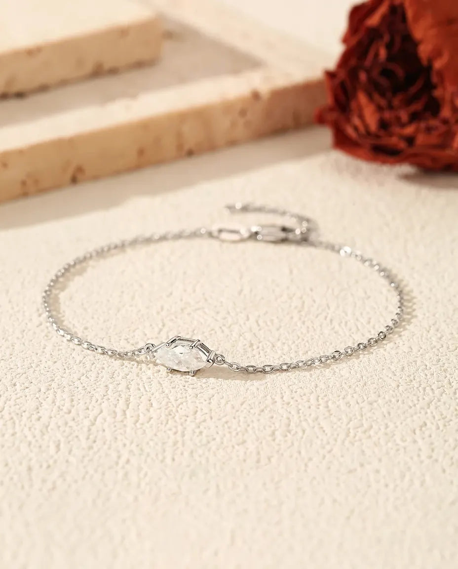 Bracciale Moissanite Marquise – argento 925, pietra da 0,5 ct colore D su catena a maglie sottile