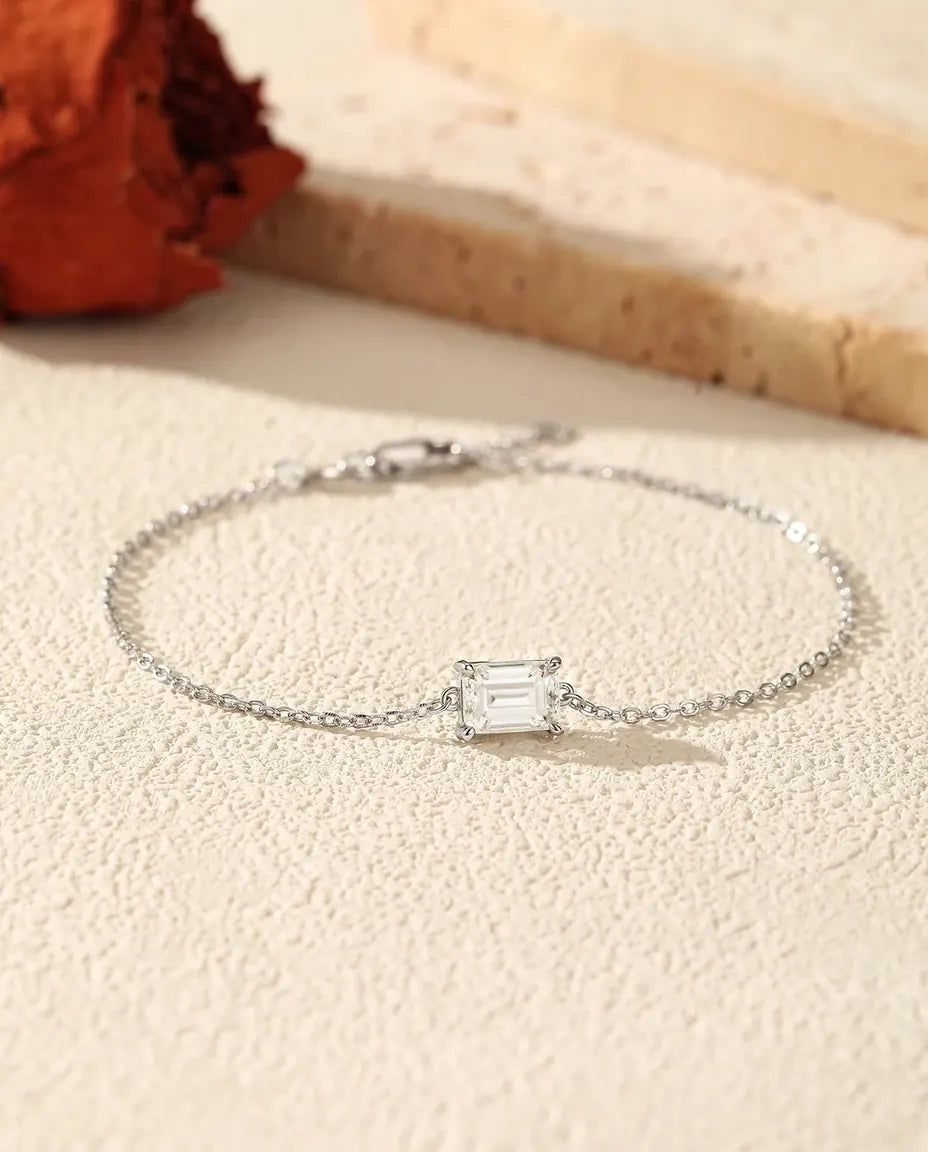 Bracciale Moissanite Taglio Smeraldo 1 ct – pietra colore D est-ovest su argento 925, regolabile