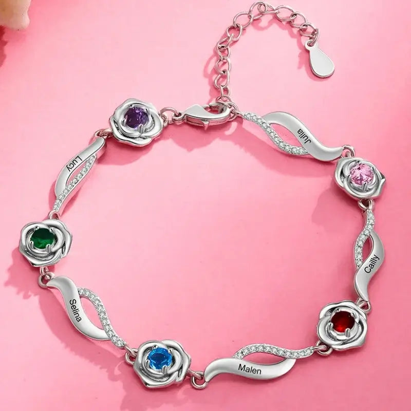 Bracciale Personalizzato Donna con Charm a Fiore, Nomi Incisi e Fino a 5 Pietre di Nascita