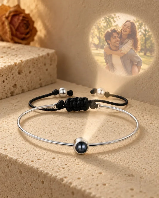 Bracciale Rigido Argentato con Foto Dentro - proietta la foto nascosta sul muro