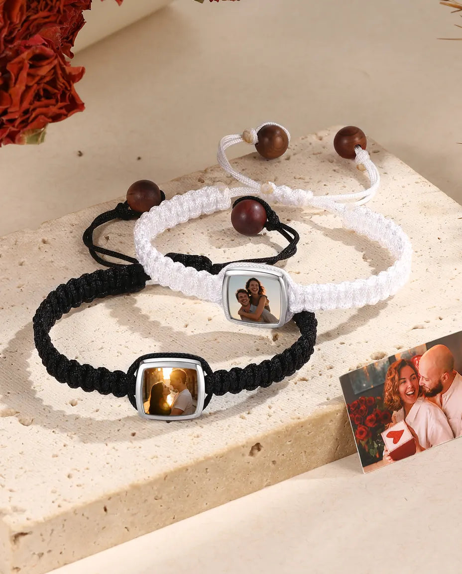 Bracciali di Coppia con Foto Personalizzati – Set da 2 Intrecciati Nero e Bianco con Incisione
