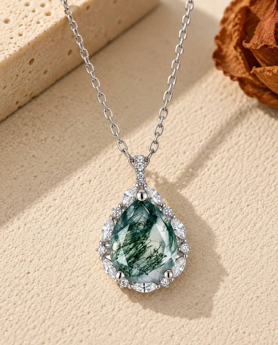 Collana Agata Muschiata Taglio Goccia con Halo di Zirconi - vista frontale