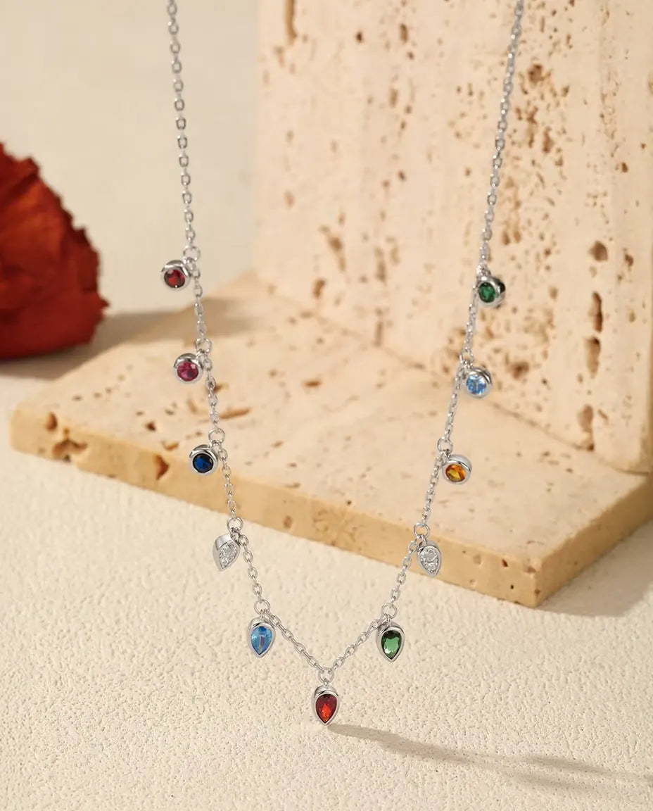 Collana con Charm Multicolore in Argento 925 – Undici Zirconi Colorati Tondi e a Goccia su una Sottile Catenina, Collana Delicata da Abbinare
