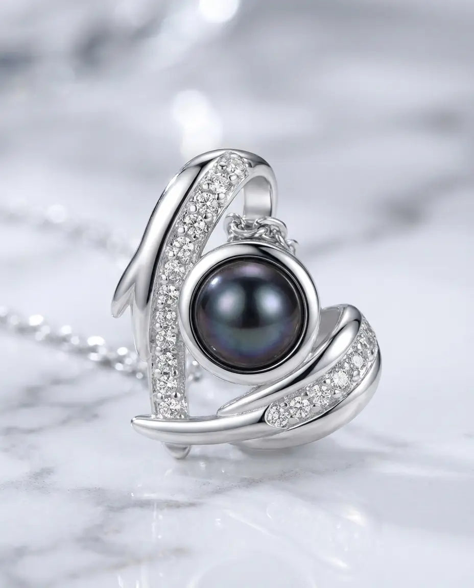 Collana con Foto Dentro – Cuore con Ala d'Angelo in Argento 925, Regalo Ricordo per Lei