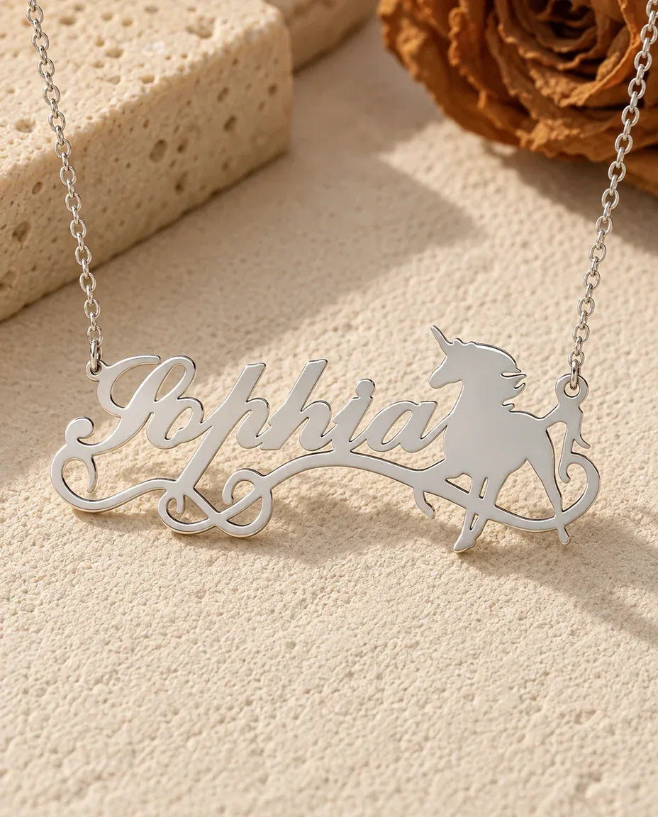 Collana con Nome e Unicorno in Argento 925 - vista frontale in argento