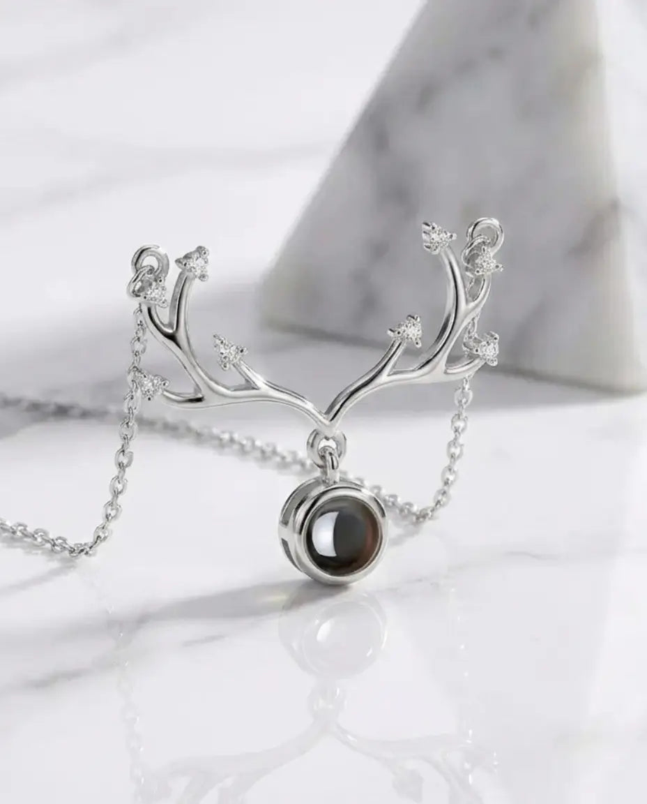 Collana con Foto Dentro, Ciondolo Corna di Cervo in Argento 925 con Zirconi, Regalo Personalizzato per Lei