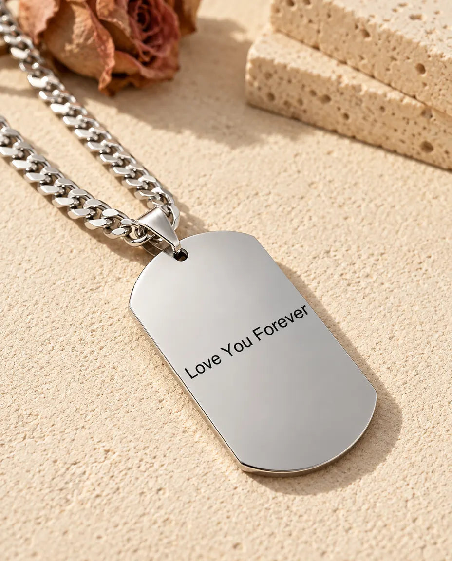 Retro inciso con Love You Forever, visto di sbieco