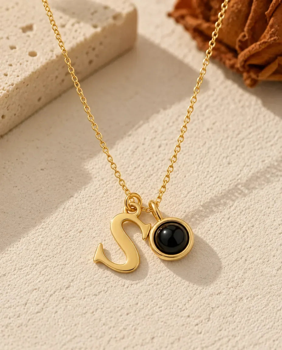 Collana Iniziale in Oro con Foto Dentro - vista frontale in argento