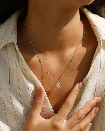 Collana in Moissanite 1 carato - pendente con alone a cuscino e catena con zirconi, colore D VVS1, argento 925