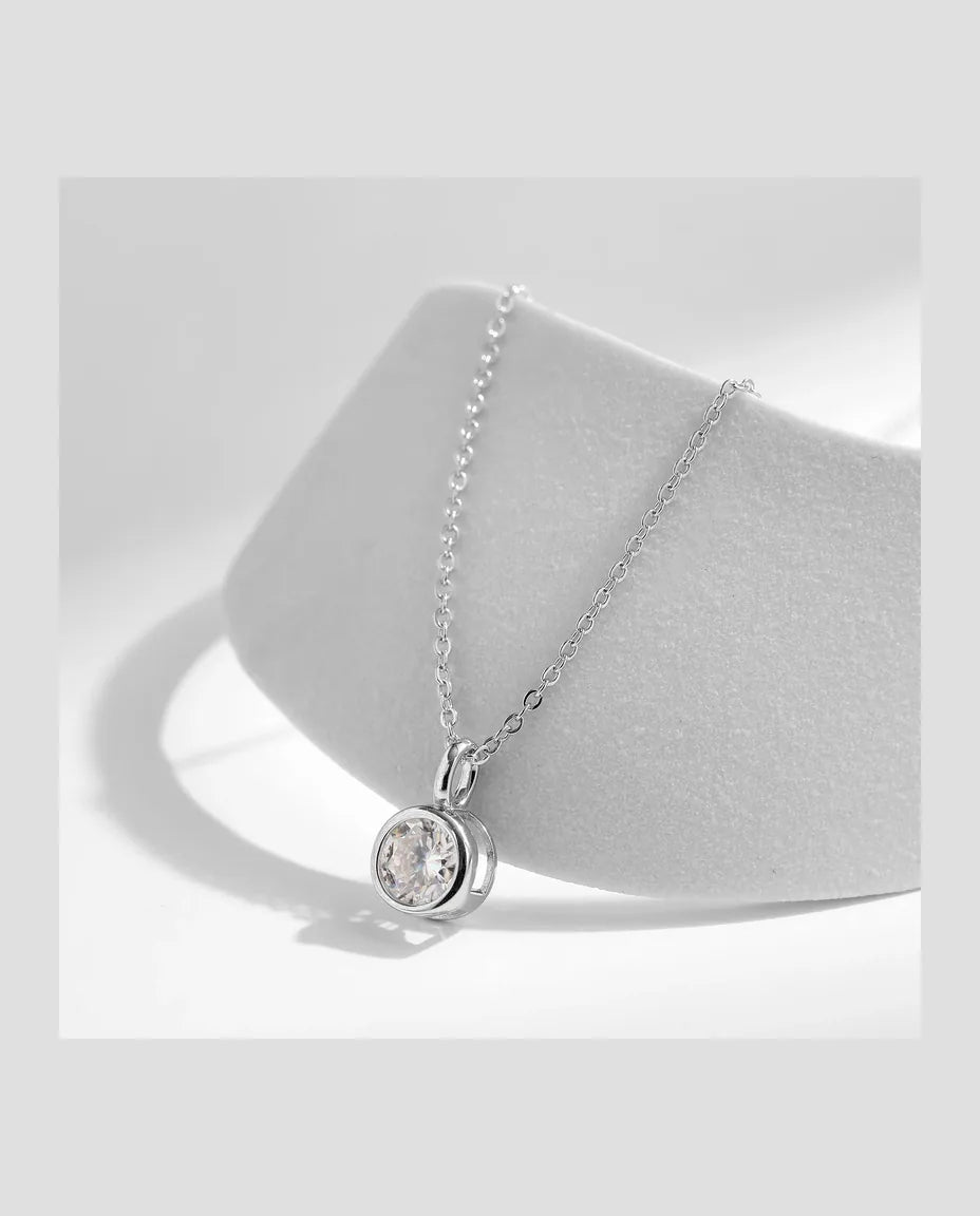 Collana Moissanite a Castone – 1 ct colore D VVS1, ciondolo rotondo in argento 925