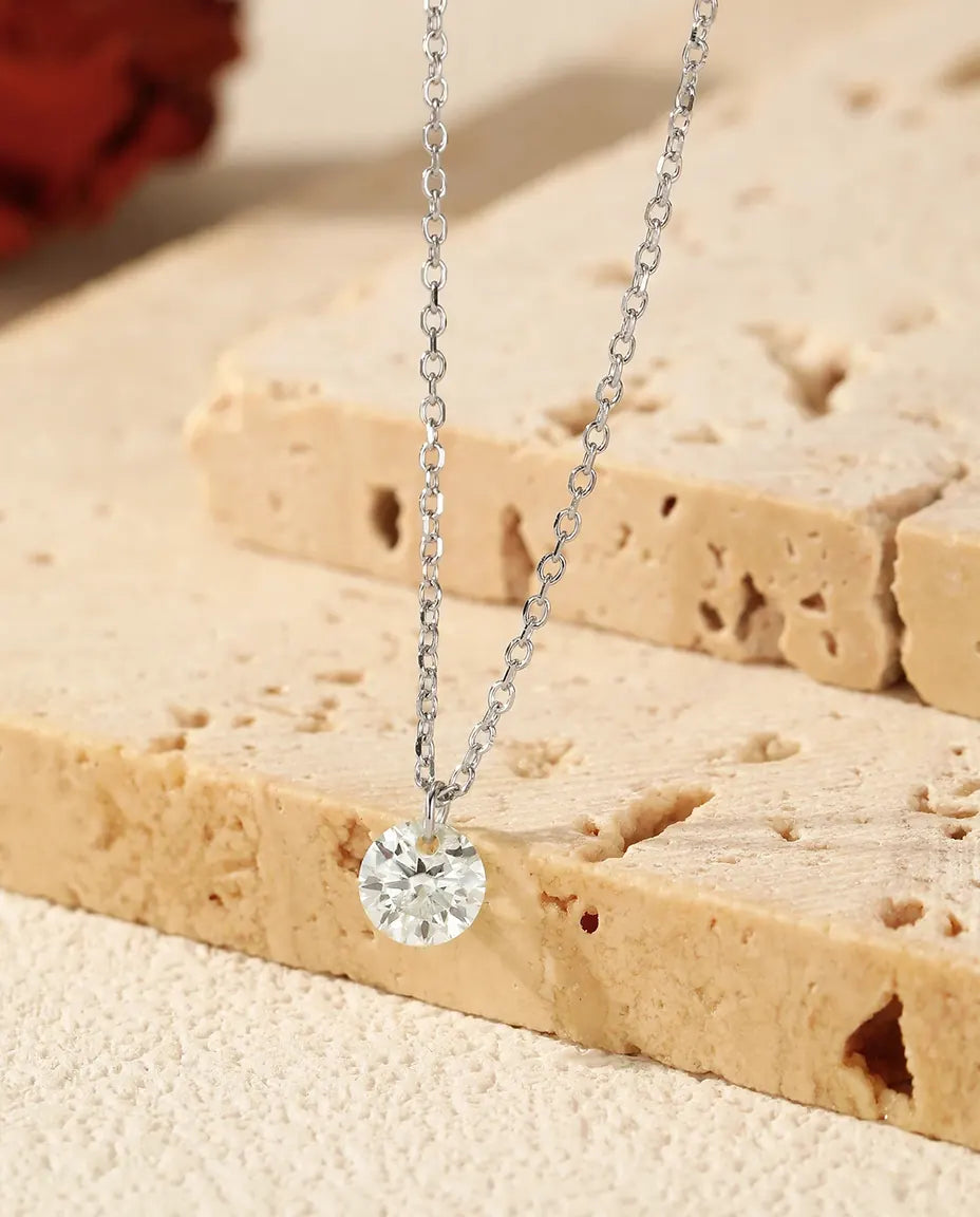 Collana Moissanite Solitario – pietra tonda da 0,5 ct colore D VVS1 in argento 925, catena 40+5 cm