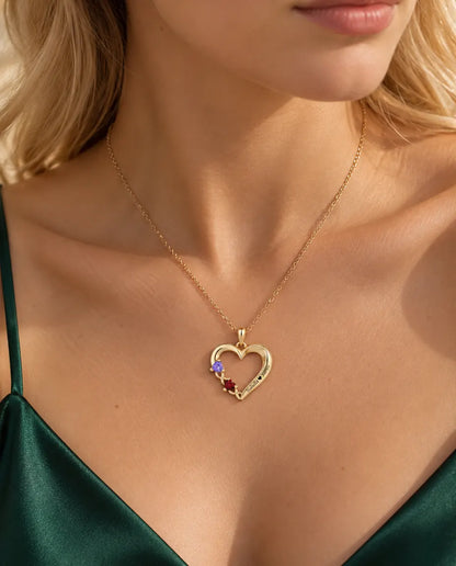 Collana Personalizzata con 2 Pietre e 2 Nomi - cuore aperto dorato con due pietre taglio cuore
