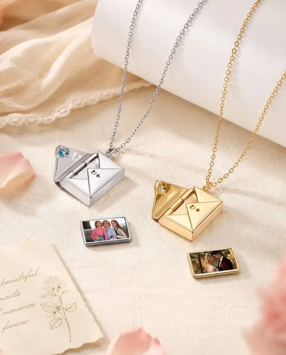 Collana Portafoto a Busta con Foto e Pietra di Nascita, Incisione Personalizzata, Argento o Oro