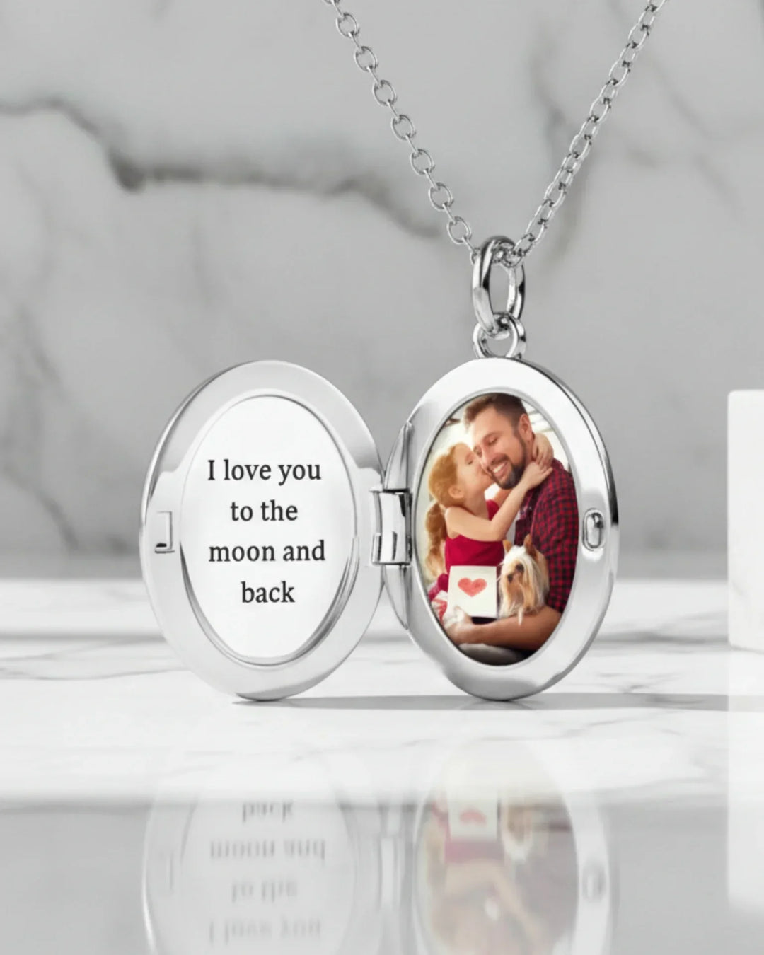 Collana Portafoto Ovale in Argento Sterling 925 con Incisione, Regalo per Lei e per la Mamma