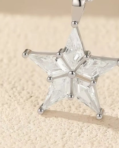 Collana Stella con Zirconi - stella di cinque pietre taglio aquilone, 18 mm, catena 40+5 cm, argento 925
