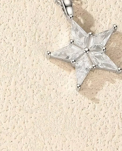 Collana Stella con Zirconi - stella di cinque pietre taglio aquilone, 18 mm, catena 40+5 cm, argento 925