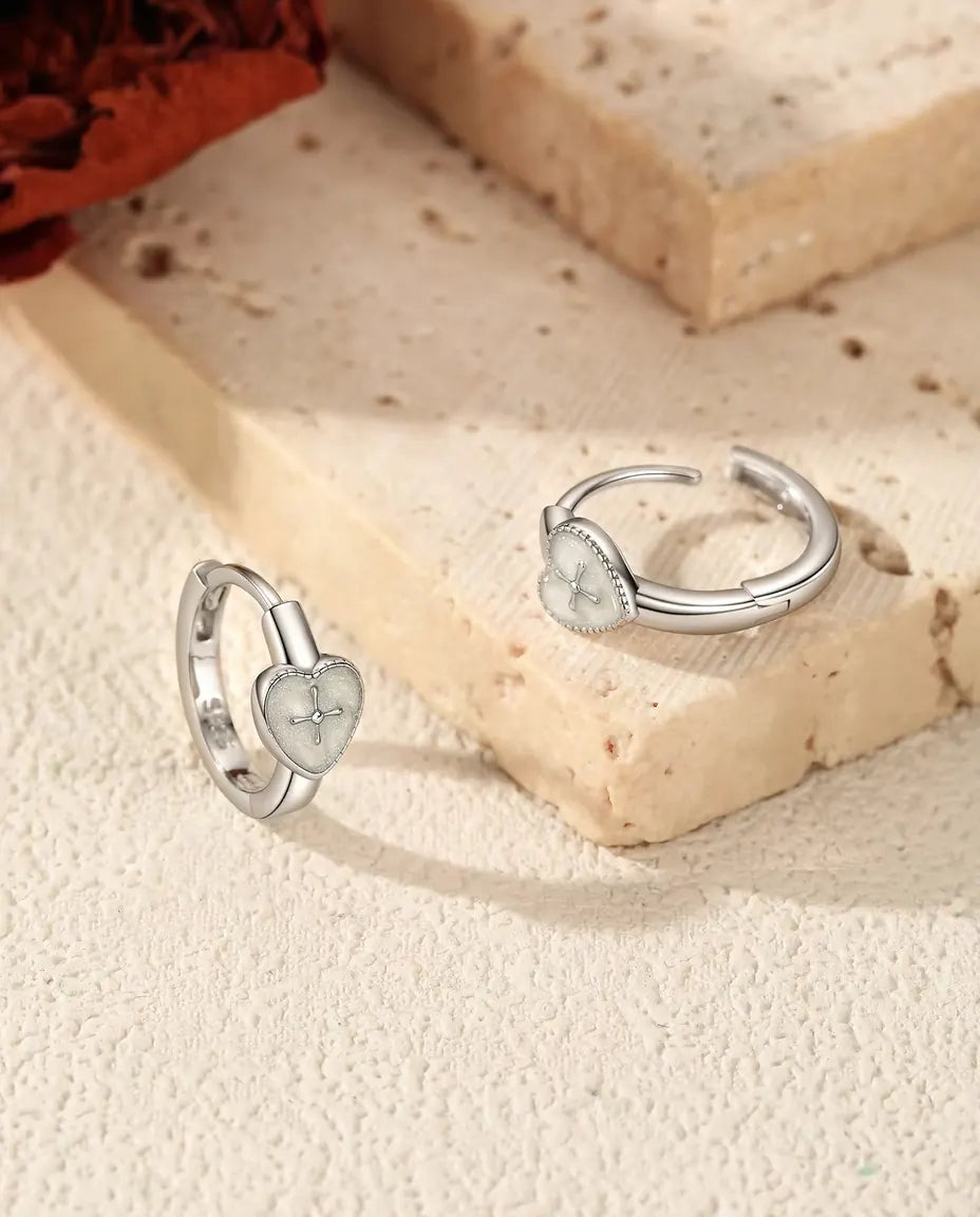 Orecchini a Cerchio con Cuore e Croce - cuore bianco perlato 5,5 x 6 mm, cerchio da 12,5 mm, argento 925