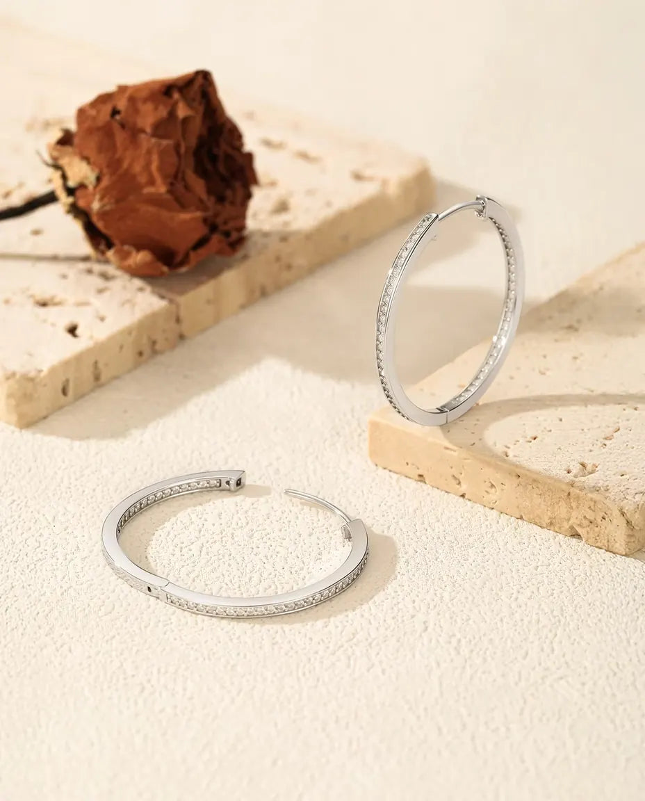 Orecchini a Cerchio in Moissanite 32 mm - 110 pietre incastonate all'interno, 0,88 ct colore D, argento 925